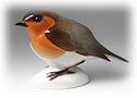  Large Lomonosov porcelain Robin figurine with the red breast and face of the European Robin.