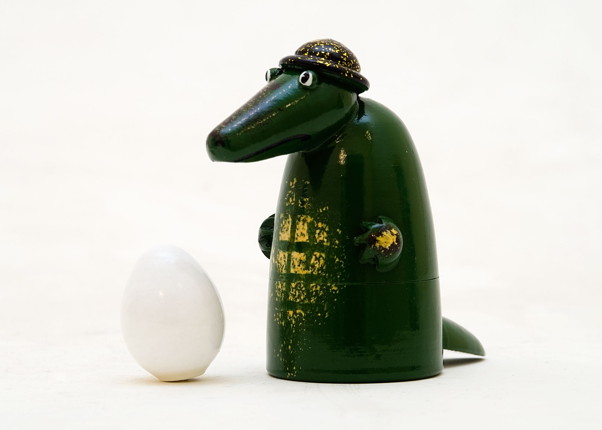 Buy Alligator w/ Egg Doll 2pc./3" at GoldenCockerel.com