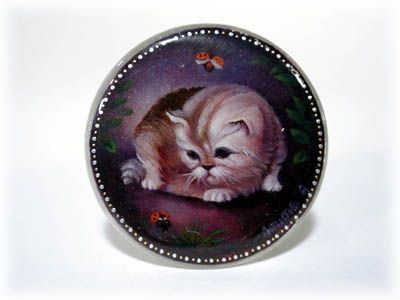 Buy Mother of Pearl Cat Portrat Button at GoldenCockerel.com