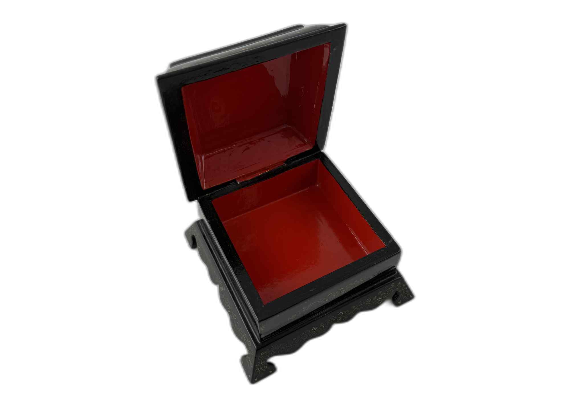 Buy Vintage "Ruslan and Ludmila" Lacquer Box at GoldenCockerel.com