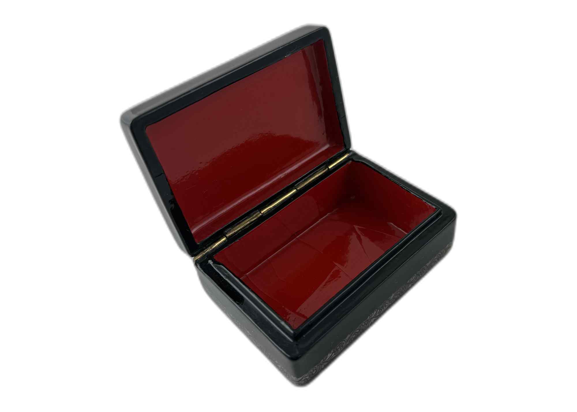 Buy Vintage "Winter Market" Lacquer Box at GoldenCockerel.com