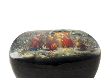 Buy Yuletide Lacquer Box (Fedoskino) by Kisilev at GoldenCockerel.com