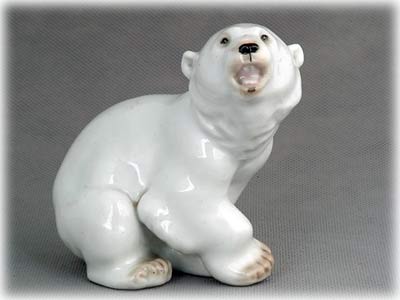 Buy Фарфоровая статуэтка "Белый медвежонок" at GoldenCockerel.com