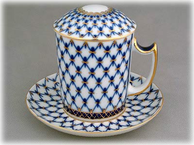 Buy Cobalt Net Mug w Lid at GoldenCockerel.com