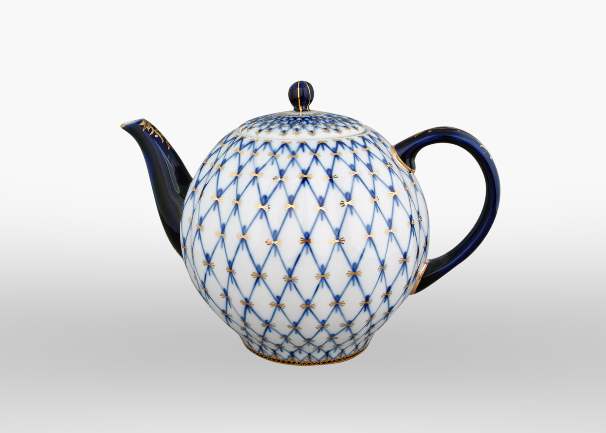 Buy Cobalt Net Teapot Large (9 cup) at GoldenCockerel.com