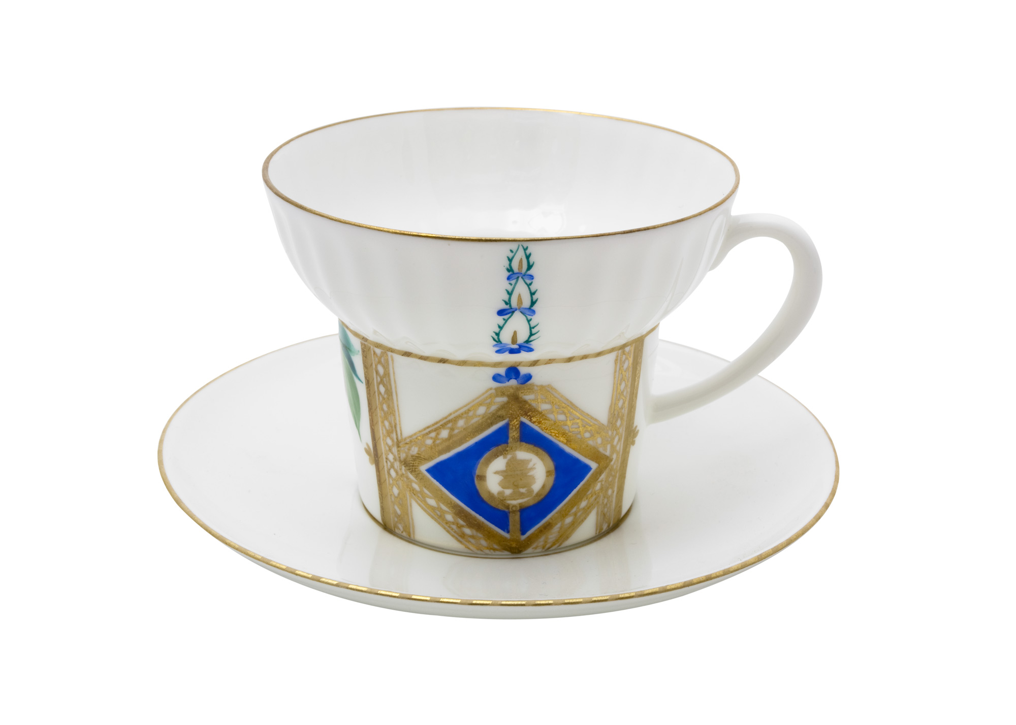 Buy Чайная чашка с блюдцем узор "Подарочный" at GoldenCockerel.com
