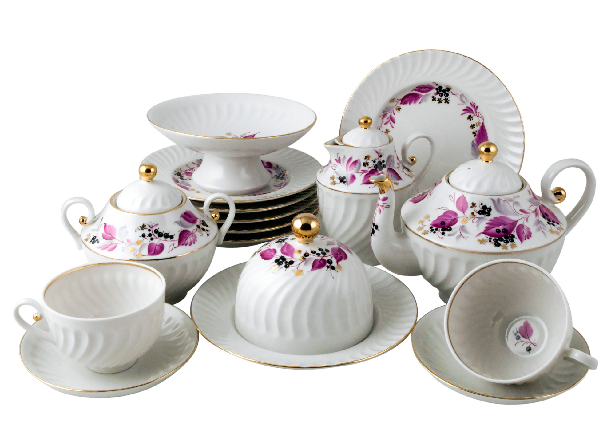 Buy Wild Berry Tea Set remnants at GoldenCockerel.com